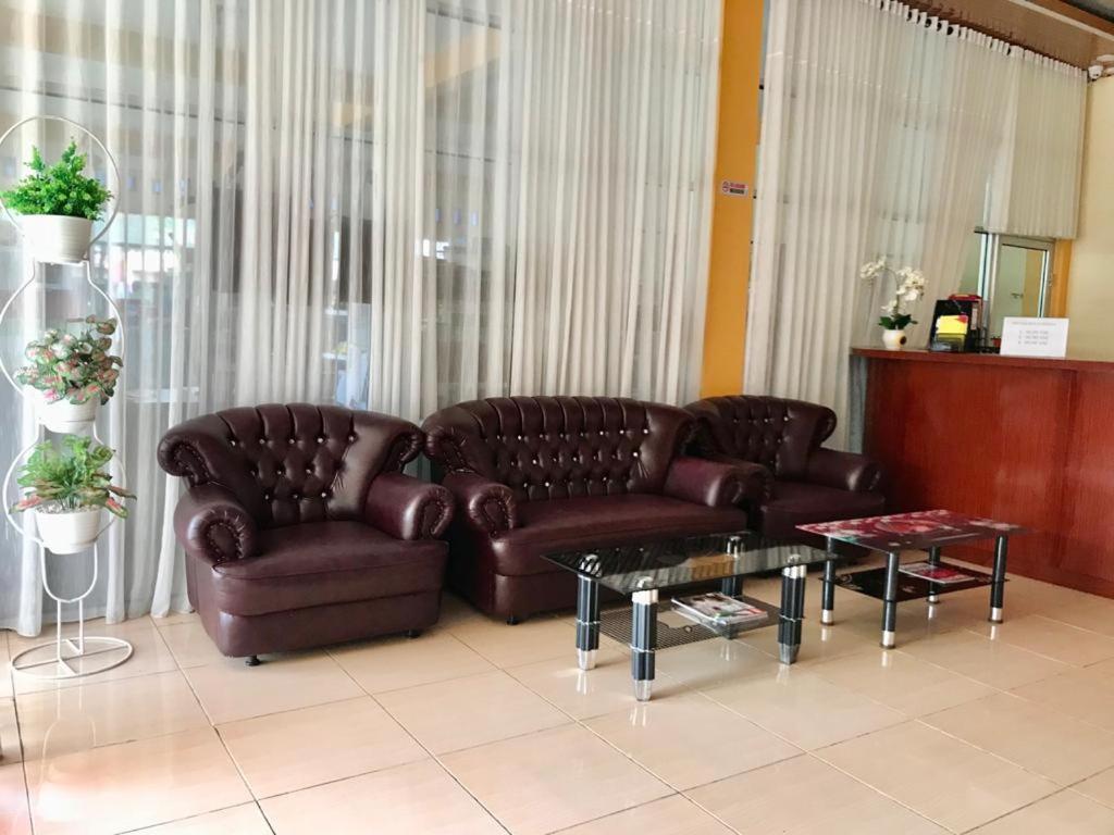 Penginapan Intan Bandara Padang  Extérieur photo